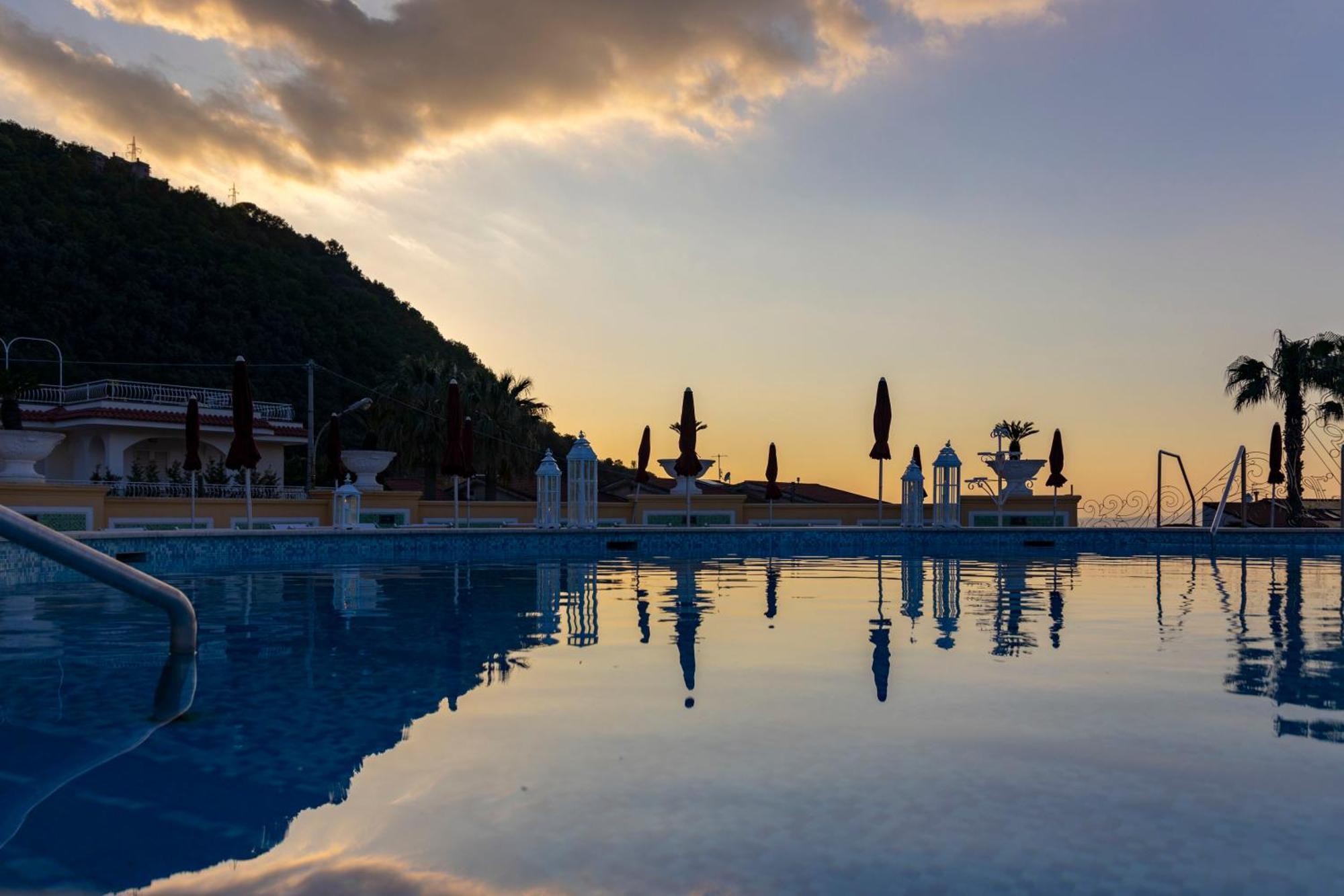סן אנג'לו Grand Hotel La Pace (Adults Only) מראה חיצוני תמונה