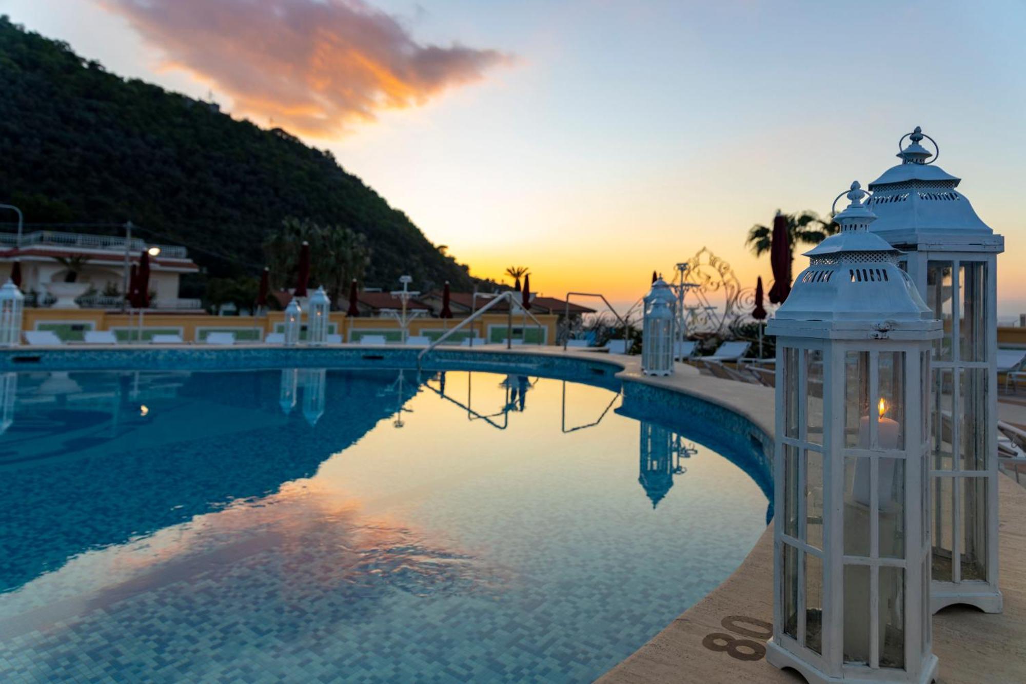 סן אנג'לו Grand Hotel La Pace (Adults Only) מראה חיצוני תמונה