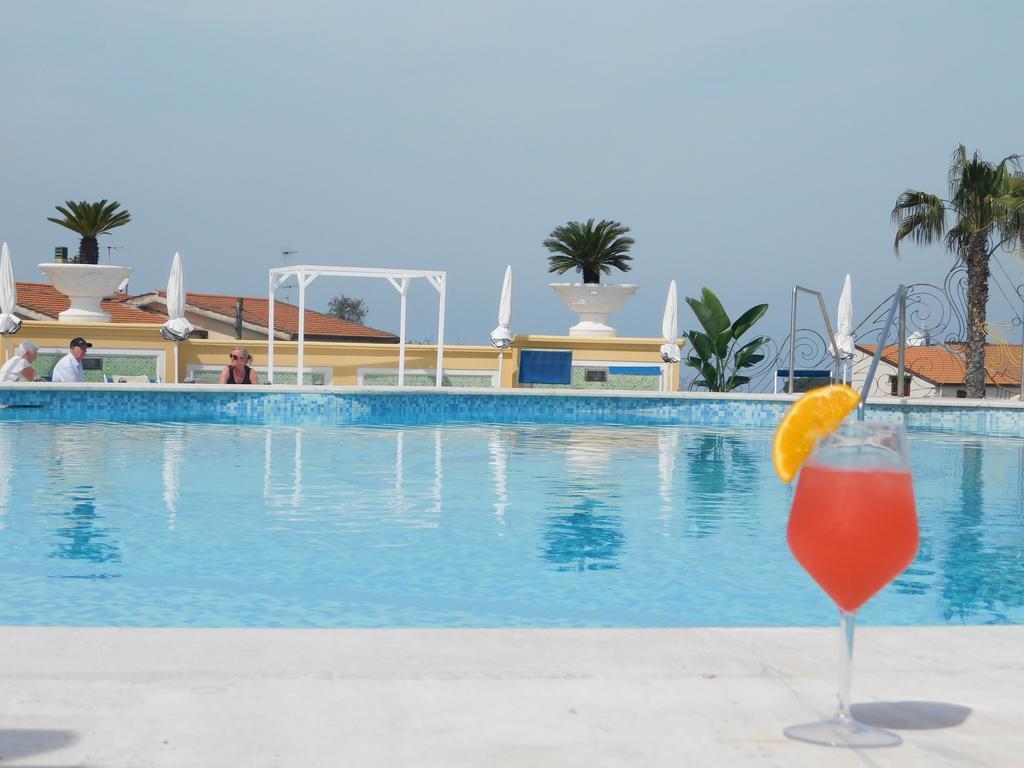 סן אנג'לו Grand Hotel La Pace (Adults Only) מראה חיצוני תמונה